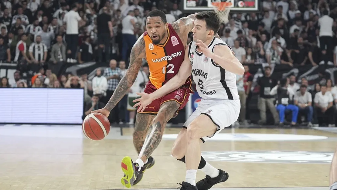 besiktas-galatasaray-i-yenerek-one-gecti