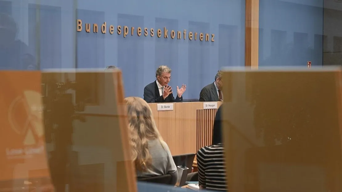 dunya-duzeni-cok-kutupluluga-yoneliyor