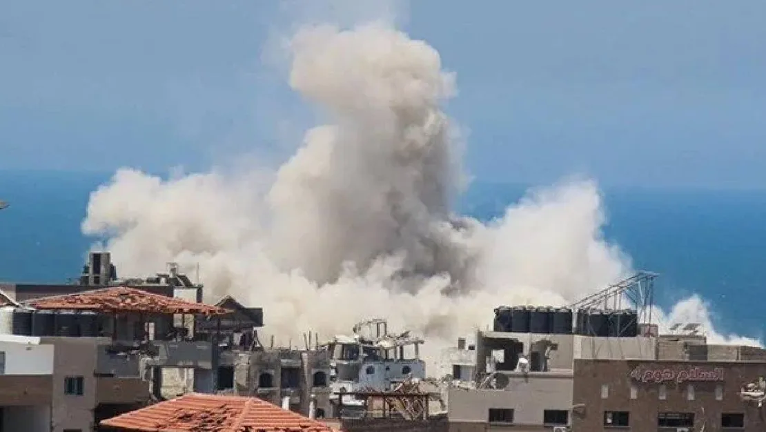 israil-hamas-komutanini-hedef-alan-saldirida-4-kisi-oldurdu