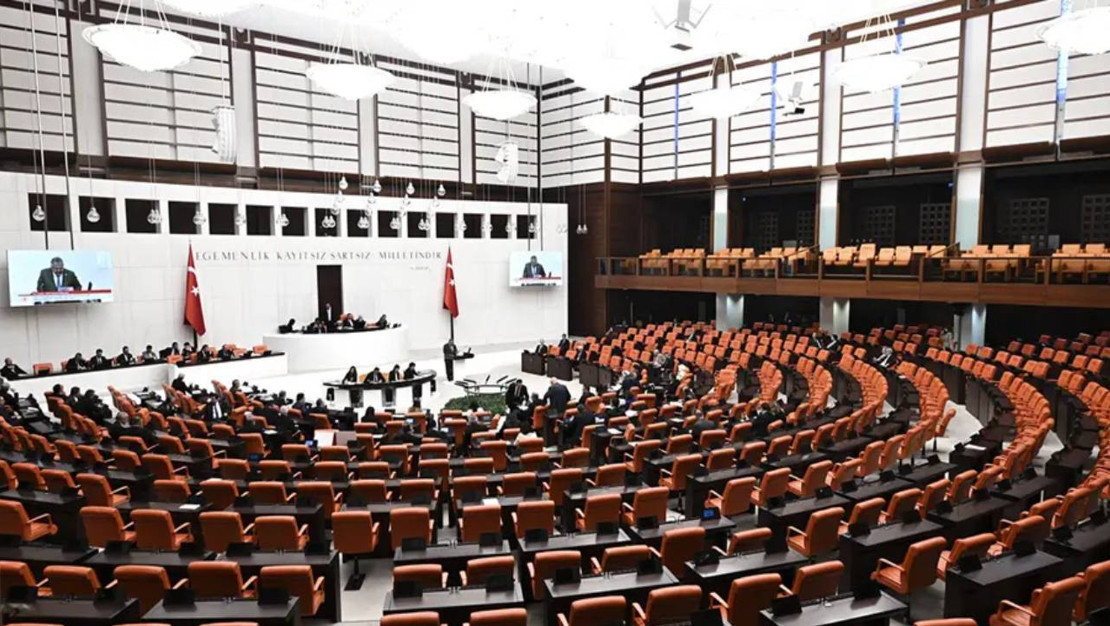 meclis-te-trafik-kanunu-teklifi-gorusmeleri-basliyor