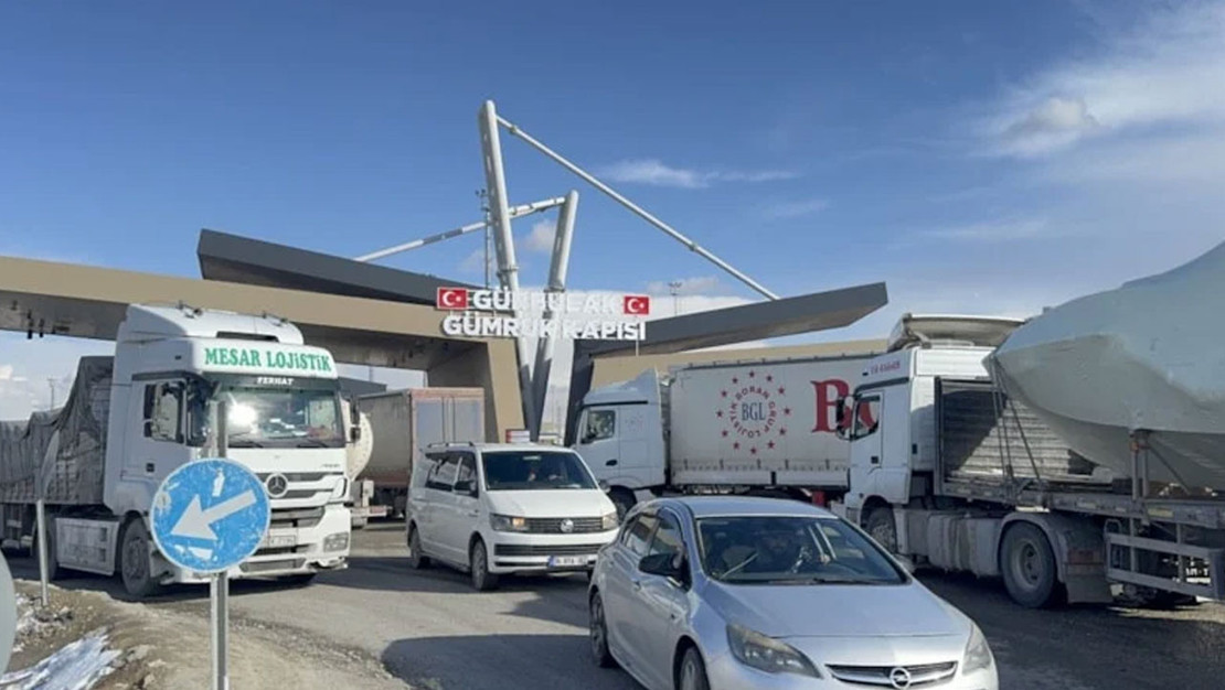 dogubayazit-ta-sinirda-hareketlilik-devam-ediyor