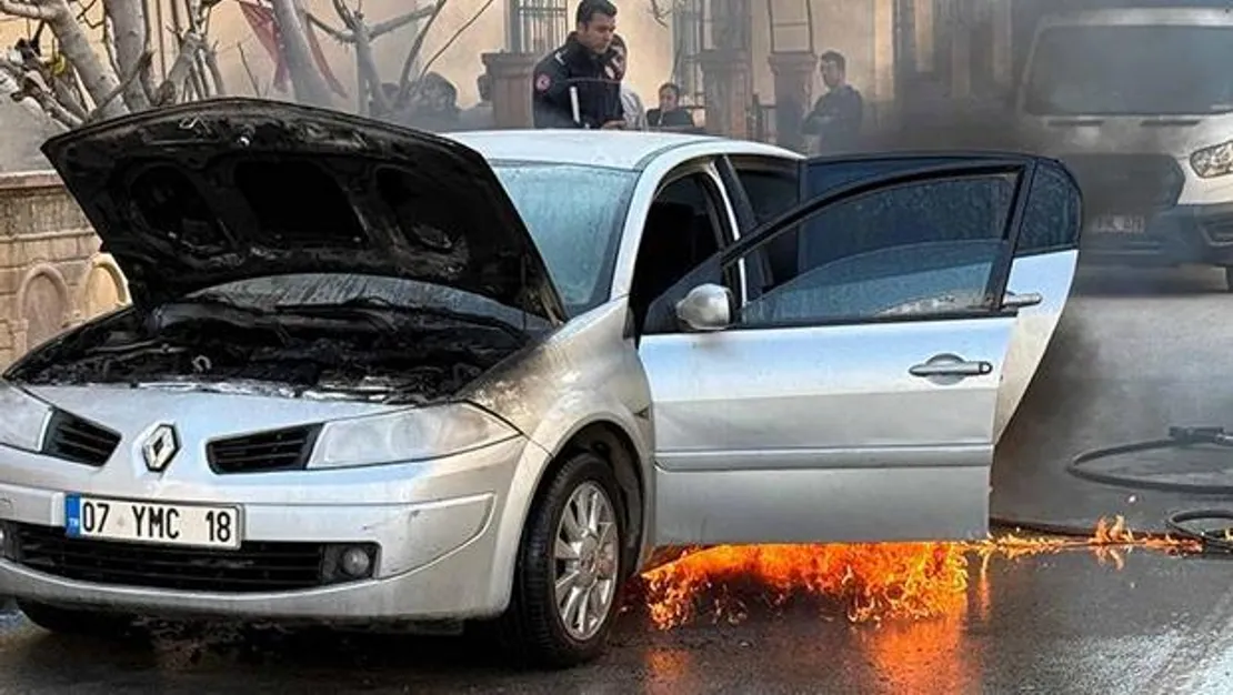 yanlis-araca-bindi-yangin-cikti