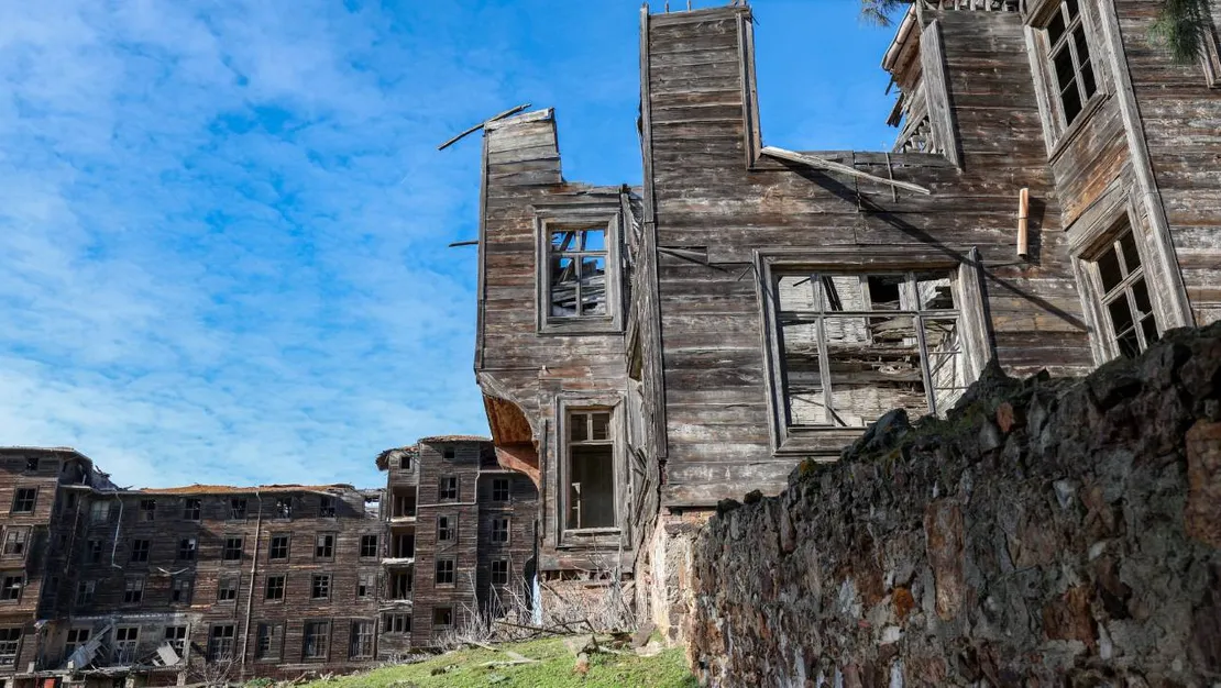 fener-rum-patrikhanesi-buyukada-da-otel-olacak