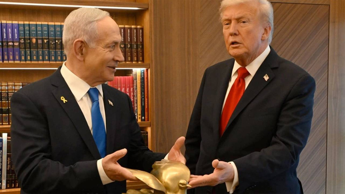 trump-a-netanyahu-dan-baris-guvercini-hediye