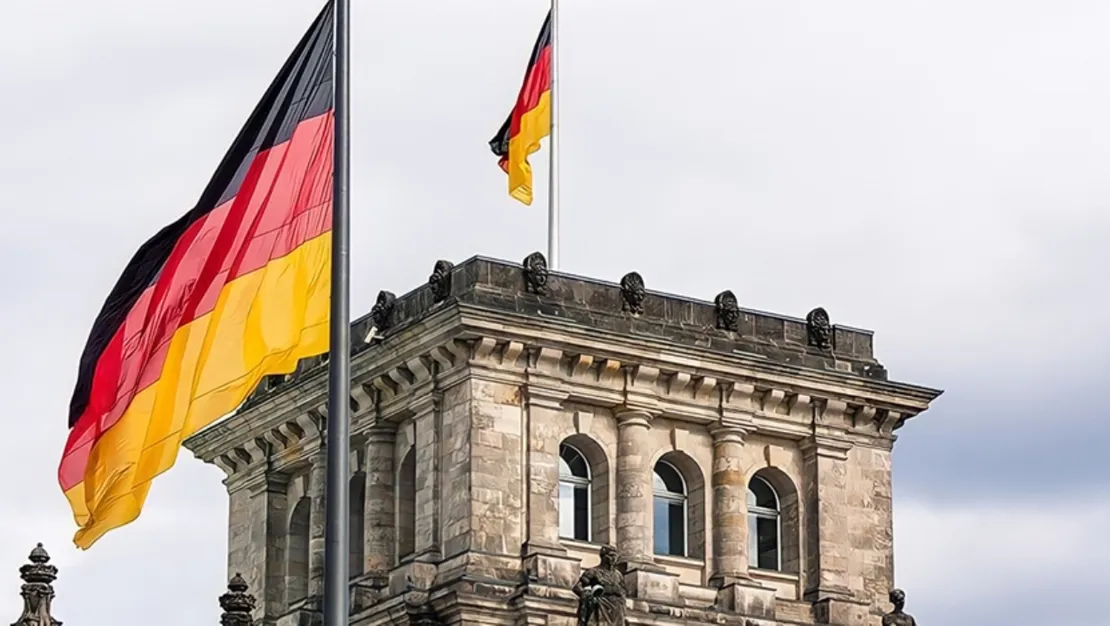 almanya-da-borc-freni-kalkiyor-500-milyar-euro-ayriliyor