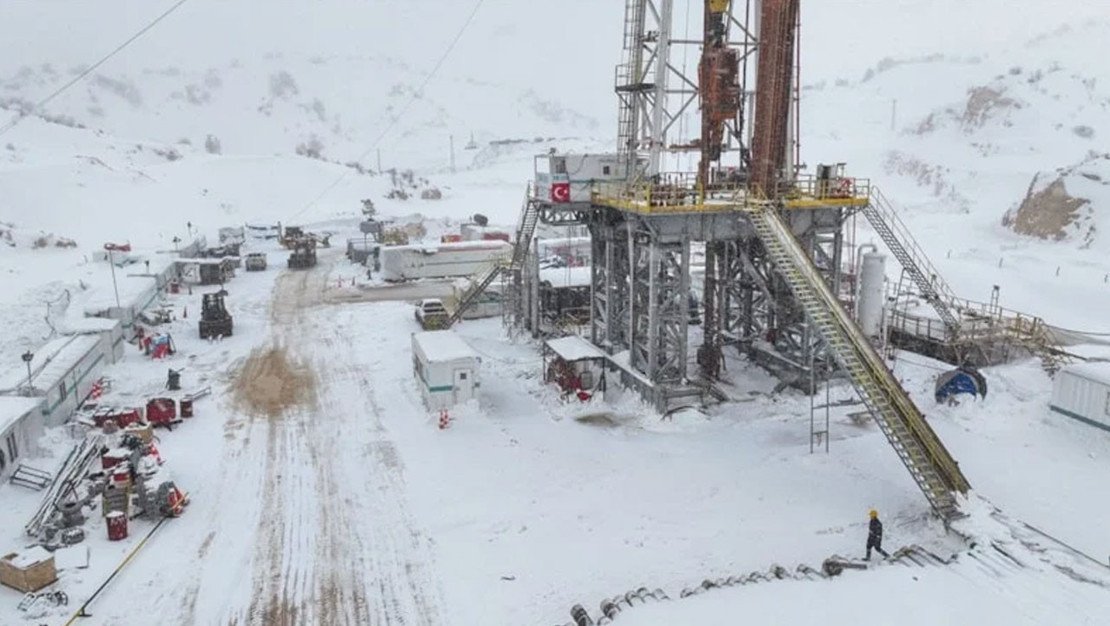 gabar-dagi-nda-kis-sartlarina-ragmen-petrol-uretimi-devam-ediyor