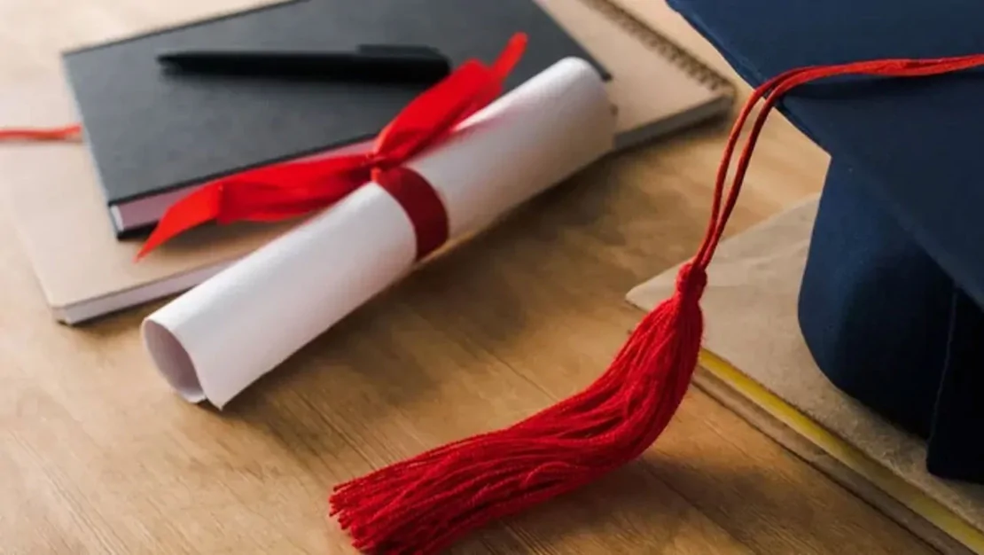 sahte-diploma-skandali-gundemde-kaliyor