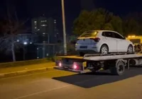 kucukcekmece-de-aracta-silahlar-ele-gecirildi