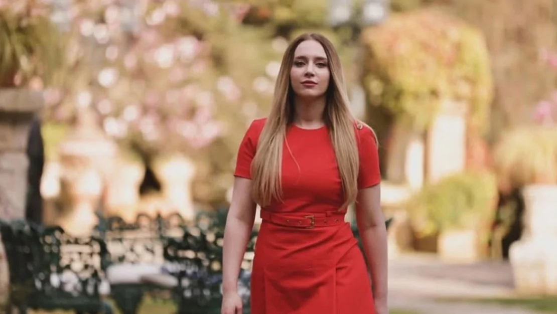 unlu-oyuncunun-babasi-vefat-etti