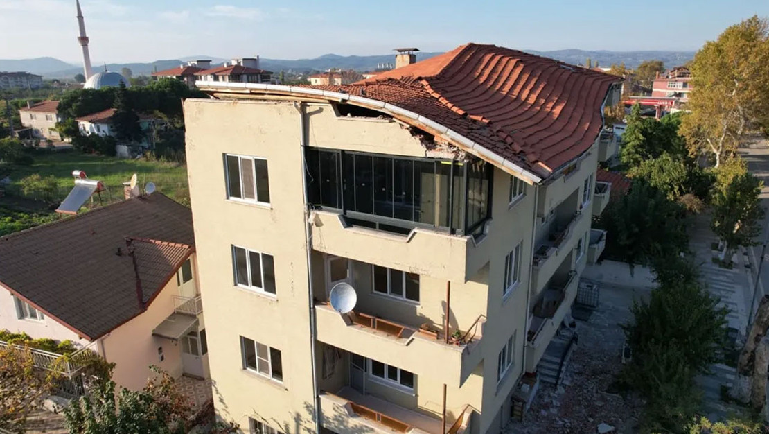 balikesir-de-4-9-buyuklugunde-deprem-meydana-geldi