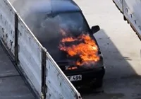 tir-garajinda-park-halindeki-arac-yandi