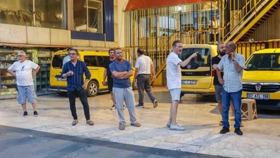 taksicilerin-musteri-kavgasi-kanli-bitti