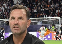 okan-buruk-a-sert-elestiriler-geldi