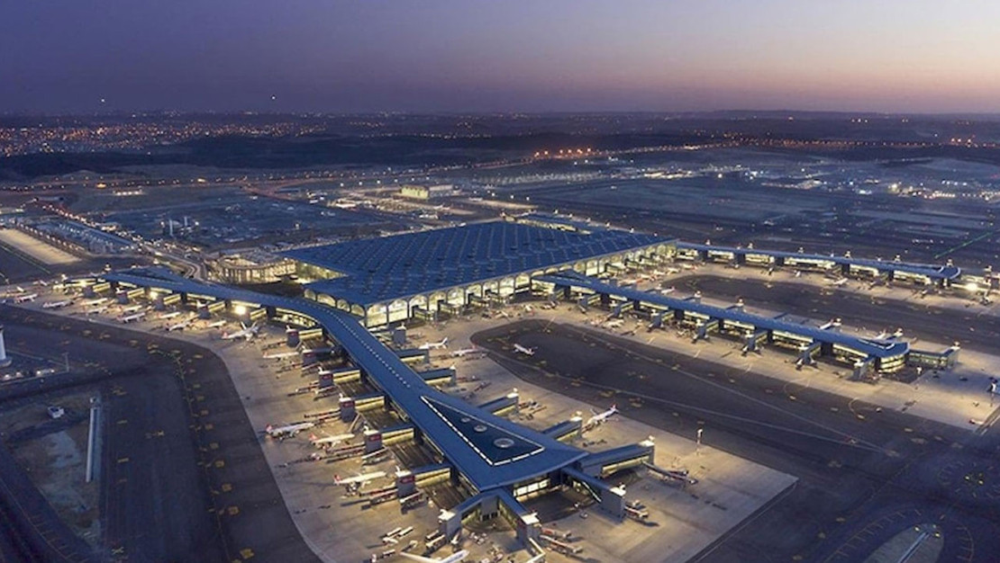 istanbul-havalimani-nda-bomba-panigi-yasandi