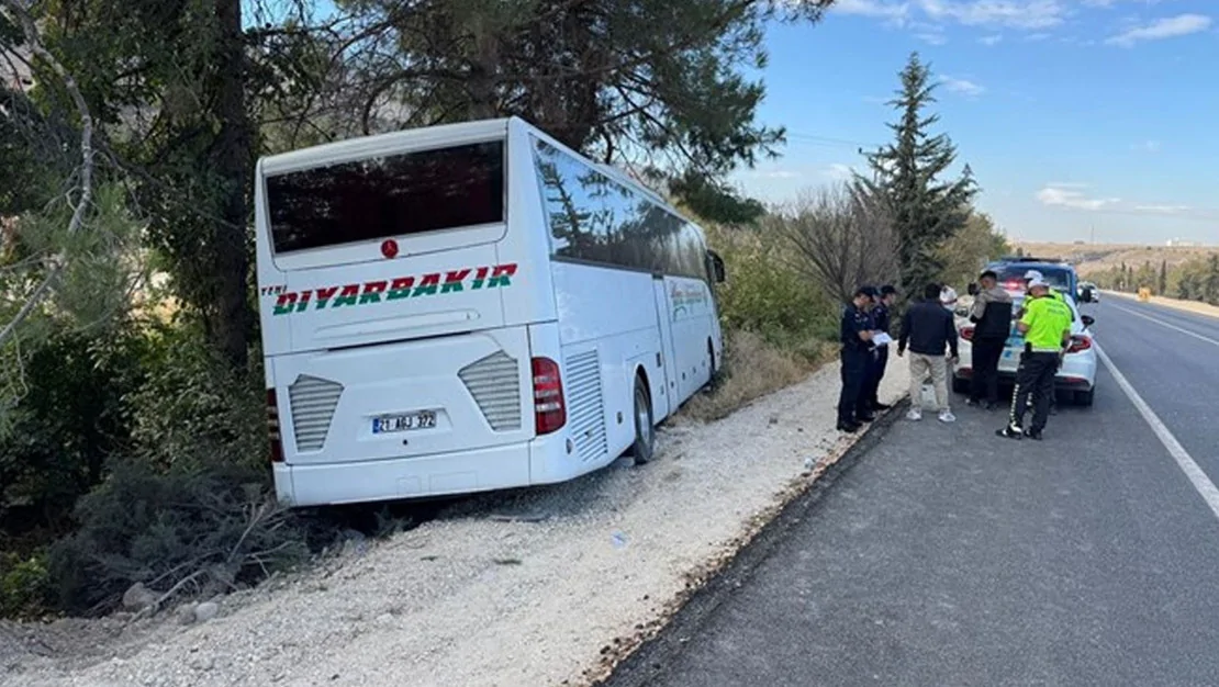 adiyaman-da-feci-kaza-4-kisi-hayatini-kaybetti