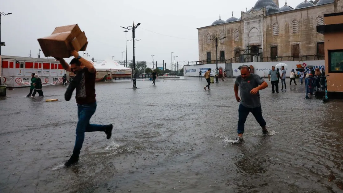 meteoroloji-uyarisi-kuvvetli-yagis-ve-ruzgar