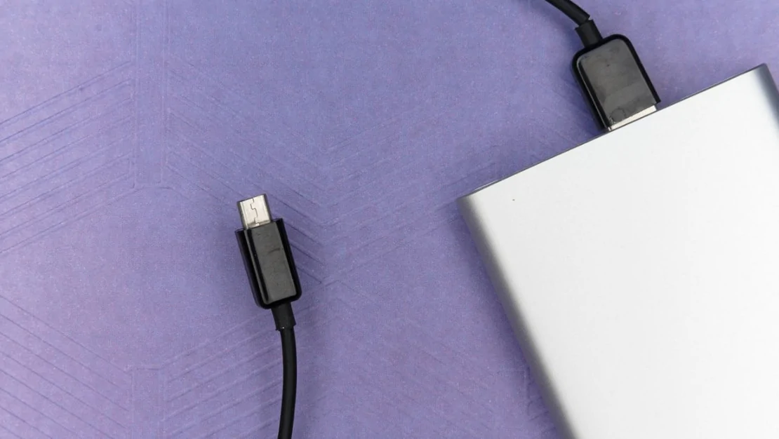 ulastirma-bakanligi-powerbank-yasagi-tavsiye-etti