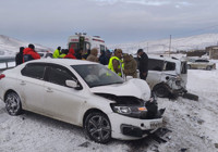 igdir-dogubayazit-karayolunda-zincirleme-kaza-3-yarali