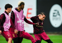 okan-buruk-un-52-nci-yas-gunu-kutlandi