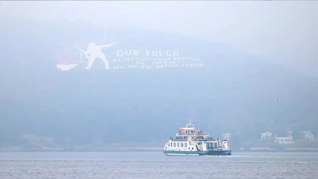 sis-canakkale-bogazi-nda-ulasimi-aksatti