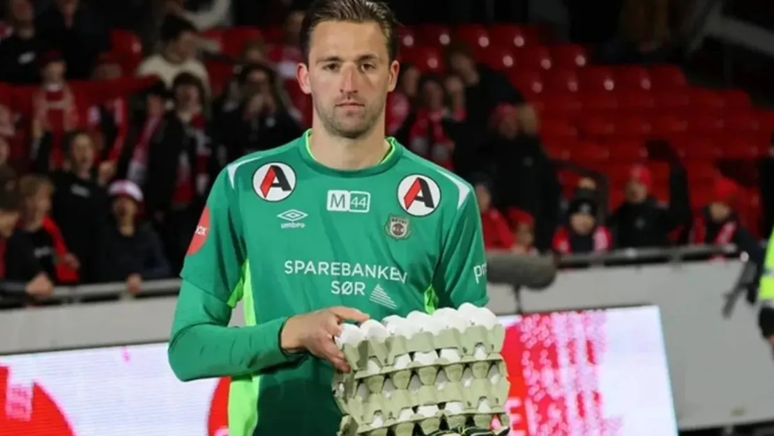 norvec-macinin-oyuncusuna-yumurta-odulu