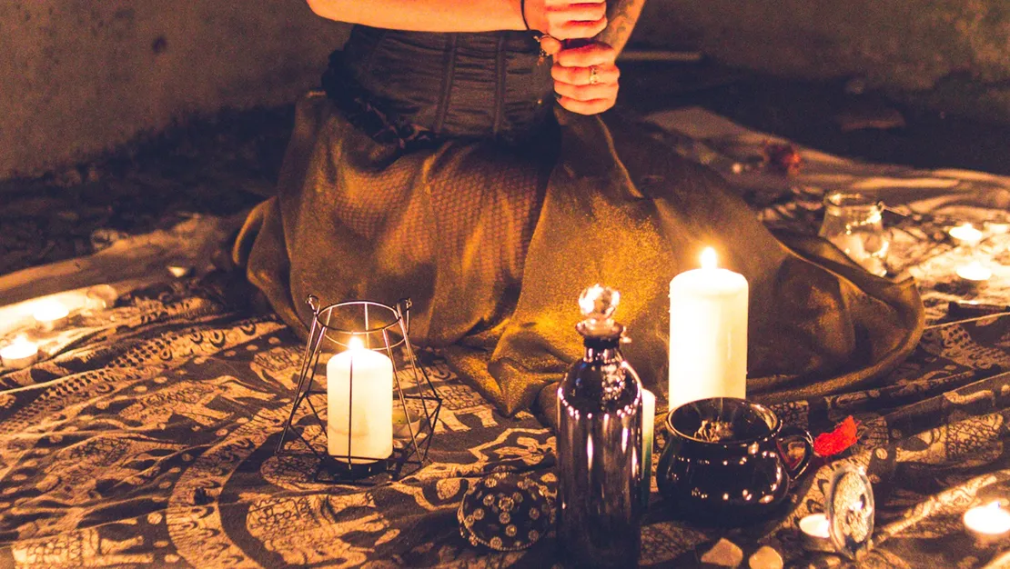 fal-ve-astroloji-gelirleri-denetim-altinda