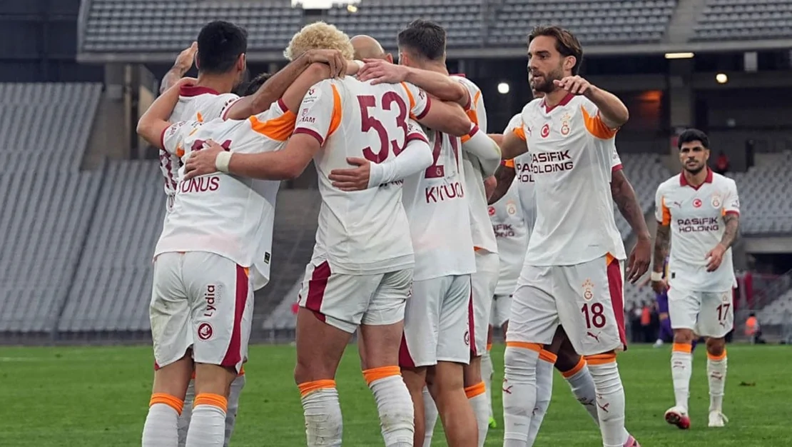 galatasaray-sampiyonlar-ligi-nde-muhtemel-11-ler