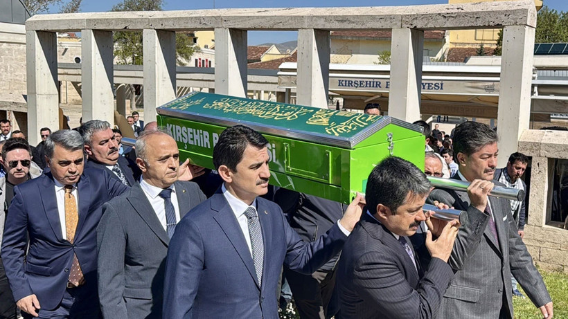 kirsehir-de-aci-kaybi-yasayan-aileye-taziye-mesaji