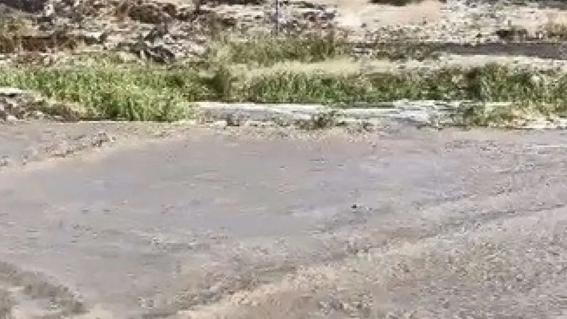 kars-ta-dolu-sel-getirdi