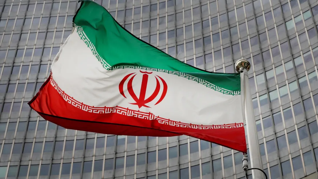 iran-da-fabrikada-patlama-meydana-geldi