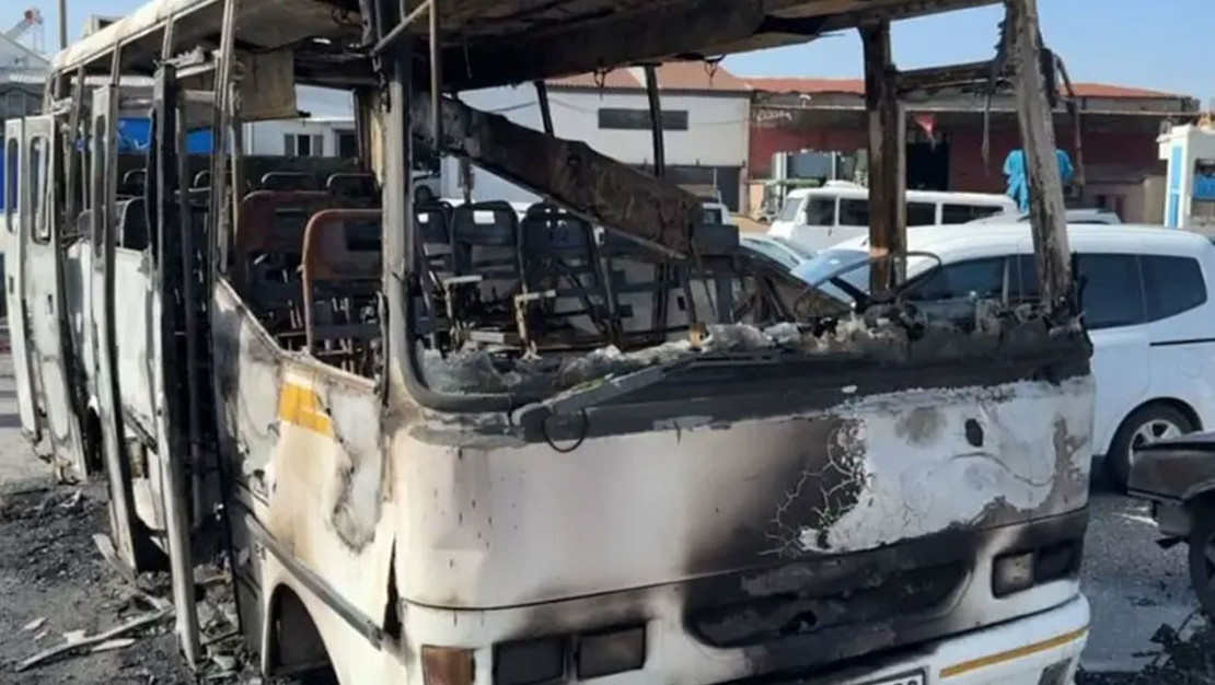 izmir-de-midibus-yangini-16-yasindaki-genc-hayatini-kaybetti