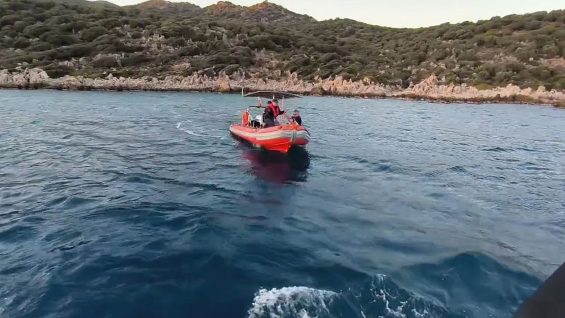 alman-turist-kayaliklarda-mahsur-kaldi