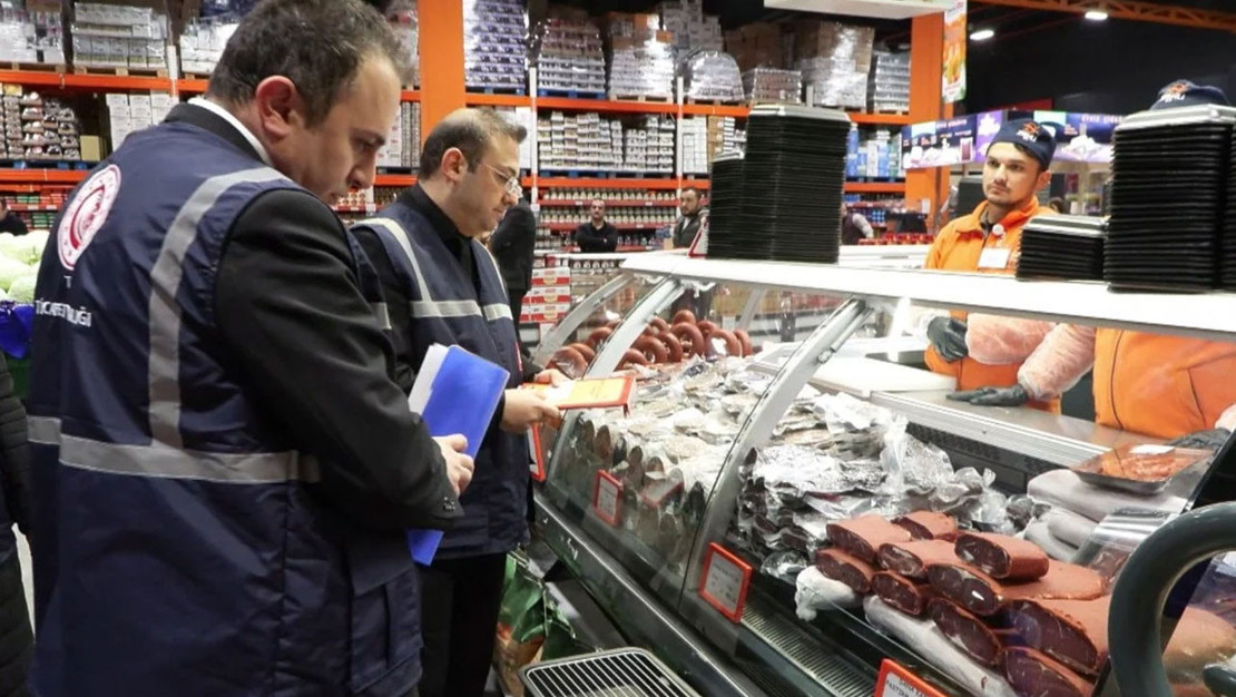 ticaret-bakanligi-ramazan-oncesi-fahis-fiyat-denetimi-gerceklestirdi