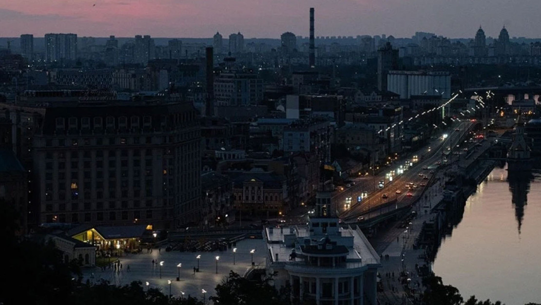 ukrayna-elektrik-kesintisiyle-mucadele-ediyor