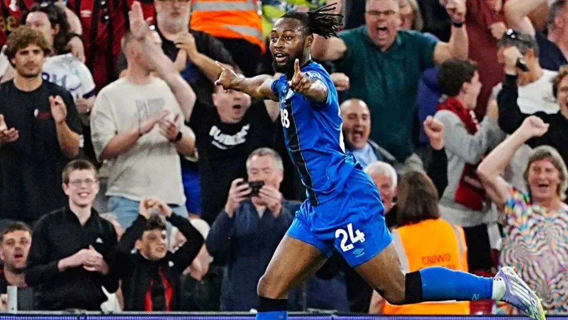 liverpool-taraftari-yine-irkci-saldiri