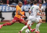 kasimpasa-galatasaray-3-3-te-penalti-polemigi