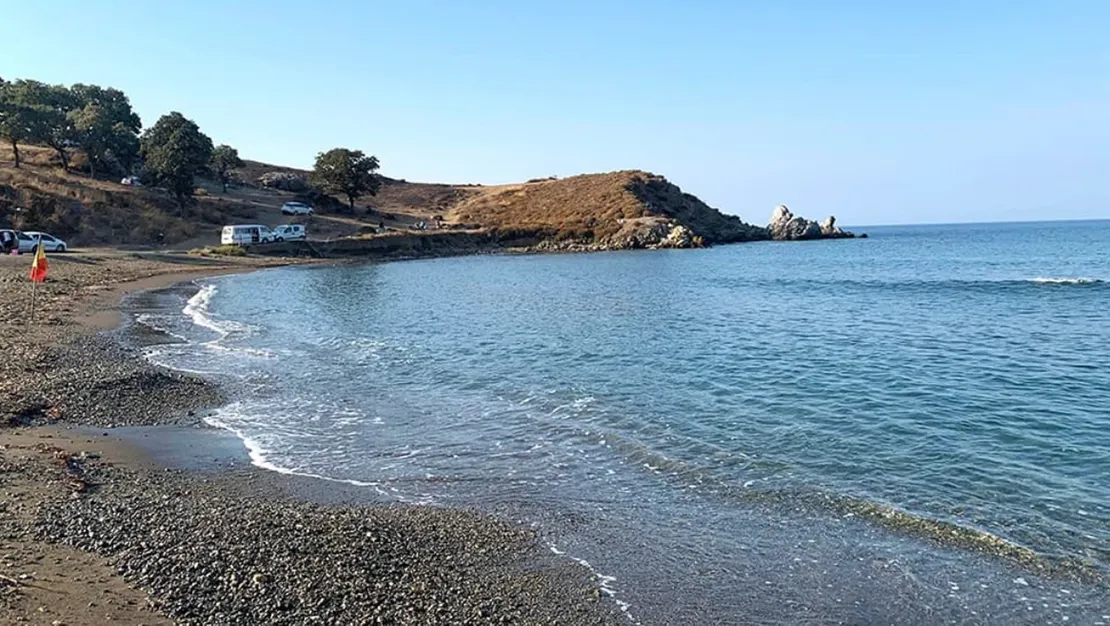 izmir-de-bebegini-denize-atan-kadin-tutuklandi