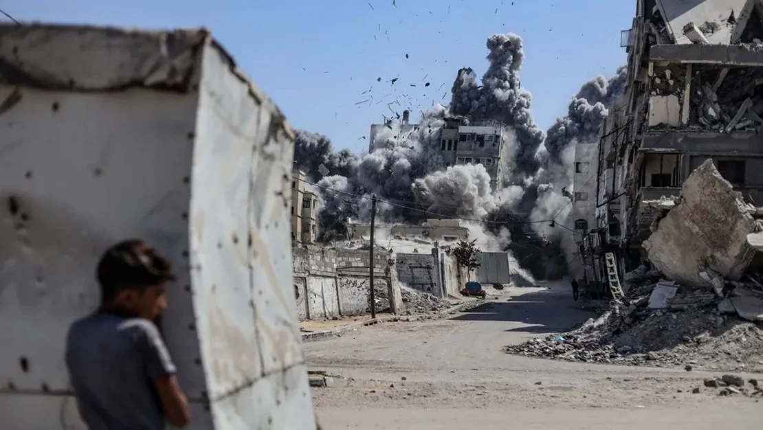 israil-saldirilarinda-gazze-de-15-sivil-olum-var