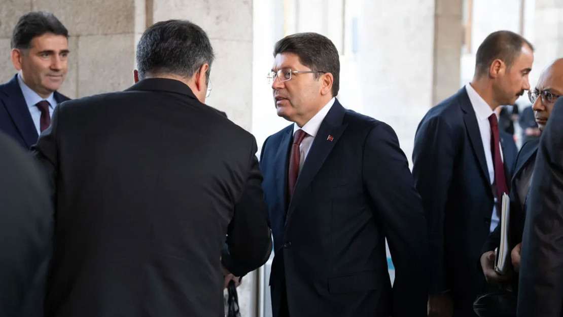 tunc-ulkemiz-bu-acilari-yasamasin