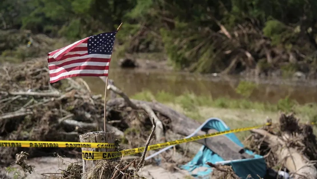 teksas-taki-sel-felaketinde-can-kaybi-119