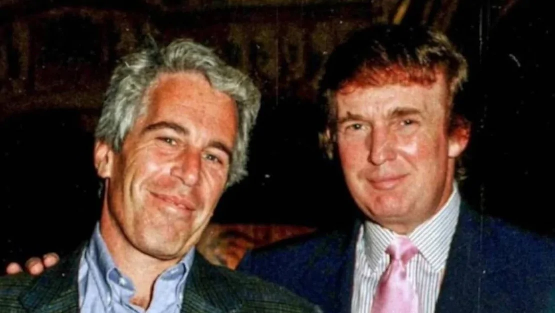 fbi-trump-in-adini-epstein-dosyasindan-cikardi