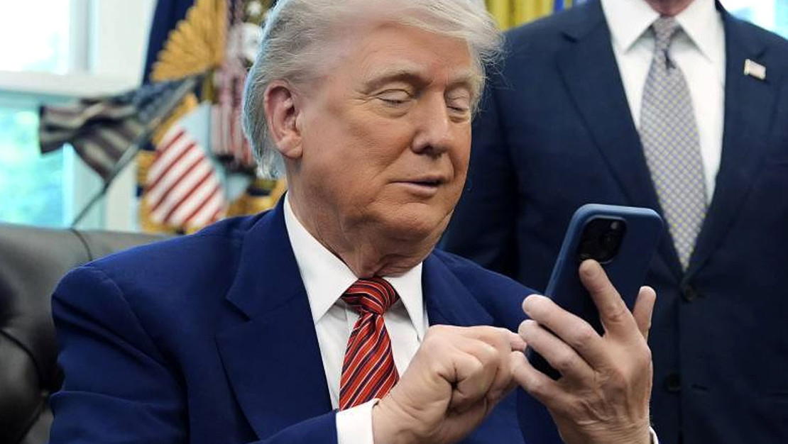 trump-in-sizdirilan-telefon-numarasi-karaborsada-sok-etkiye-yol-acti