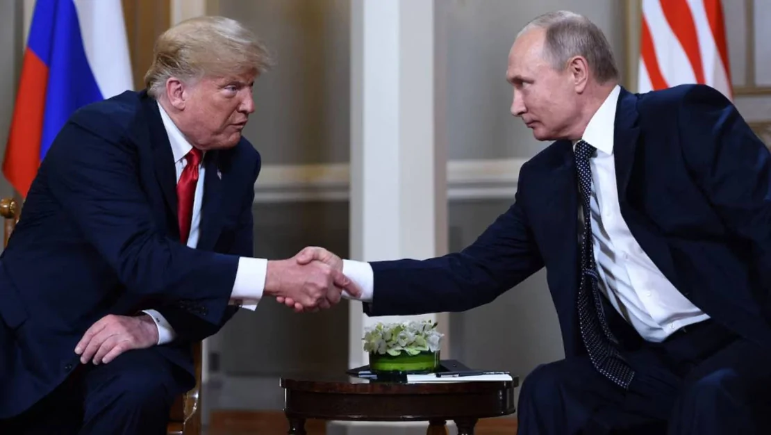 trump-ve-putin-askeri-uste-bulusuyor