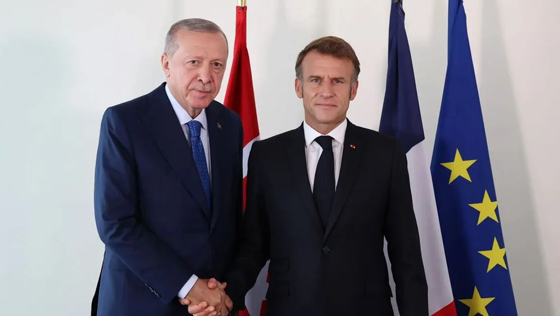 cumhurbaskani-erdogan-bm-de-macron-ile-bir-araya-geldi