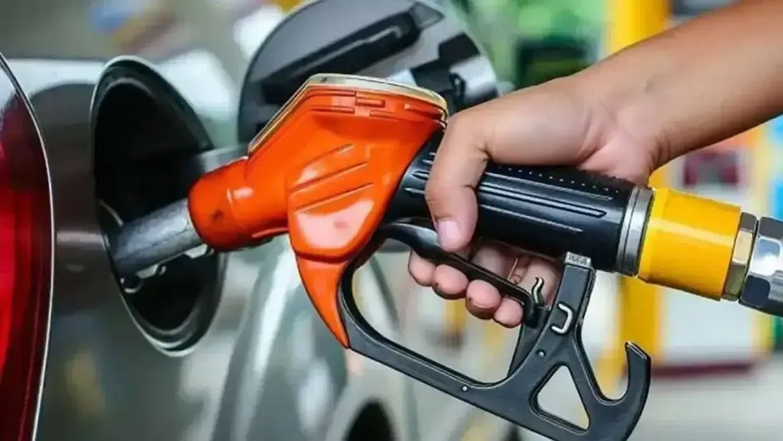 akaryakit-fiyatlarinda-beklenen-indirim-gerceklesti