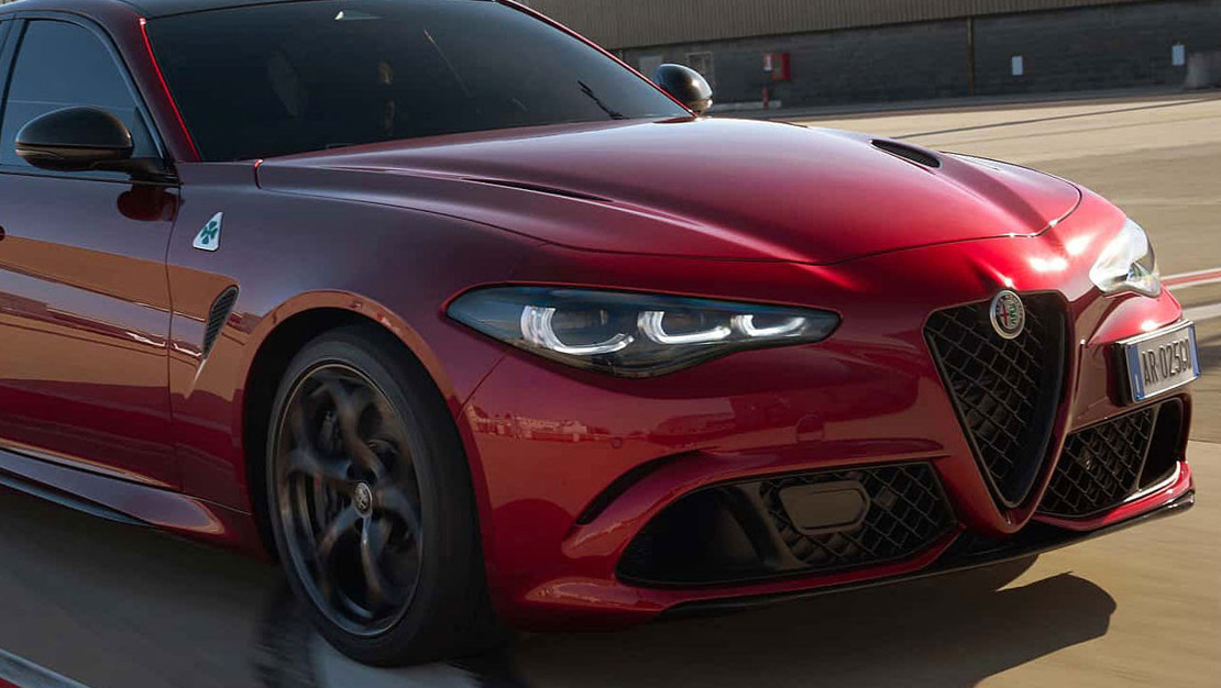 alfa-romeo-dan-benzinli-arac-siparislerine-yeniden-onay