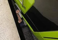 osmangazi-de-metronun-raylarina-dusen-adam-kurtuldu