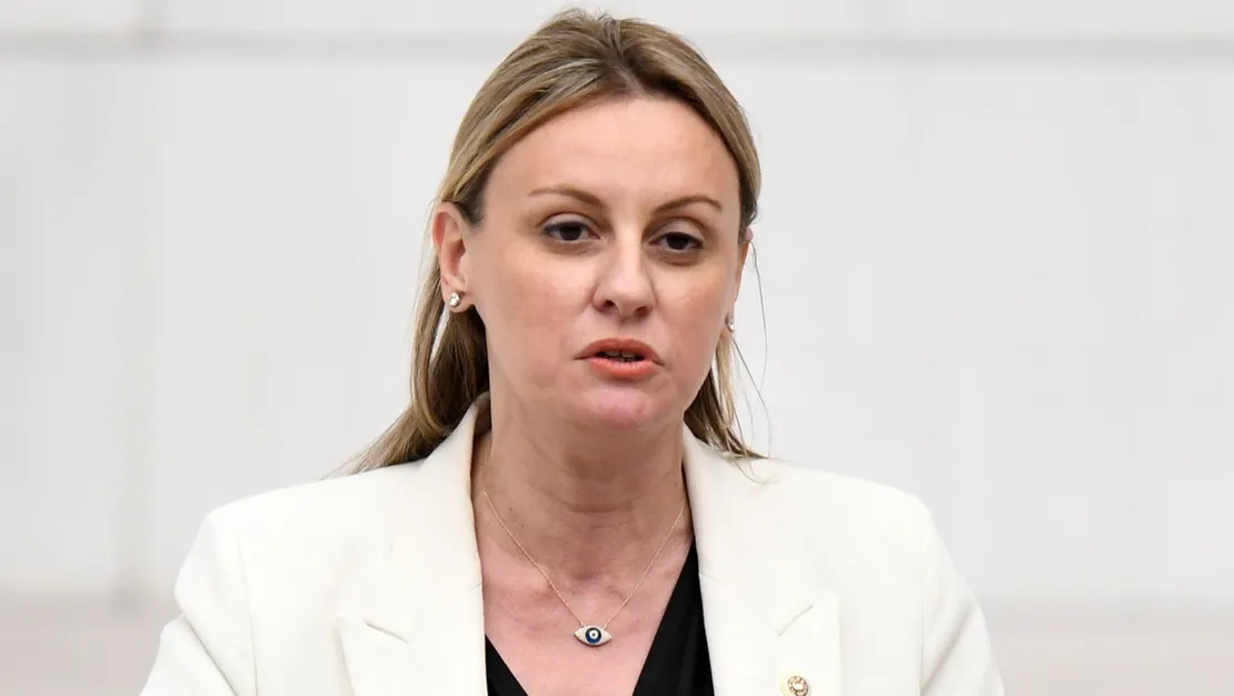 seda-kaya-osen-chp-ye-geciyor