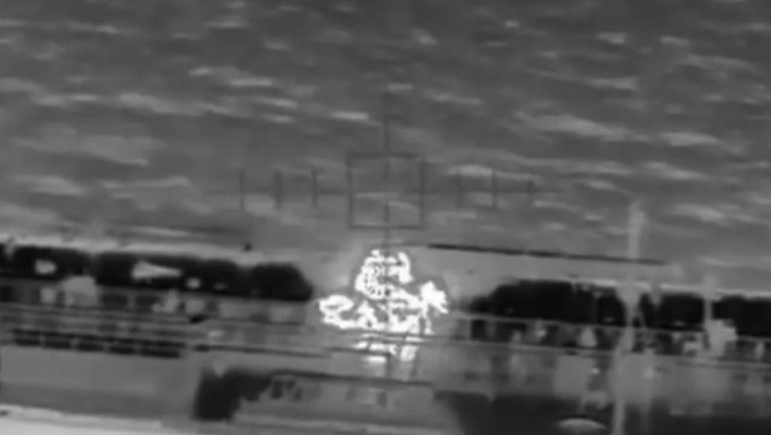 ukrayna-akdeniz-de-rus-petrol-tankerini-vurdu