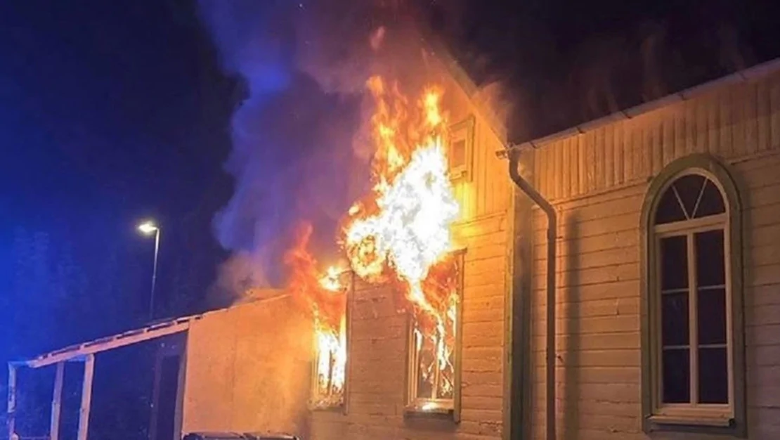 isvec-camisinde-yangin-kundaklama-suphesi